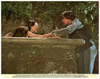 Romeo And Juliet Lobby Card Olivia Hussey Leonard Whiting On Balcony