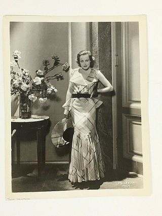 Joan Crawford Black White Photo 8 X 10 Mgm Gown Hollywood Publicity Shot Vintage
