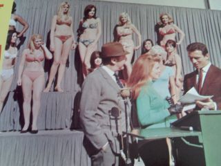 The Swinger Orig Us 11x14 1966 Lobby Card Sexy Ann - Margret Swimsuits Models