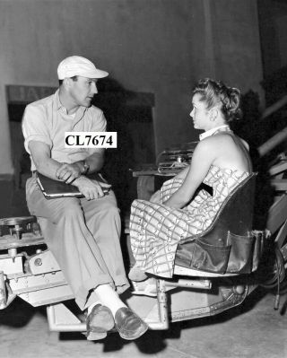 Gene Kelly And Debbie Reynolds On The Movie Set Of 