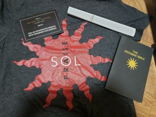 Raised By Wolves Prize Pack - Fooji Promo - Medium T - Shirt & Notebook - HBO Max 2
