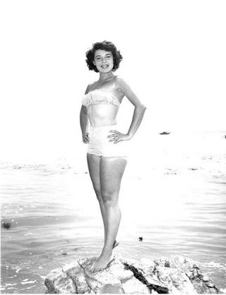 Anne Bancroft Rare Young 1952 Glamour Barefoot Pin Up In Bikini Photo