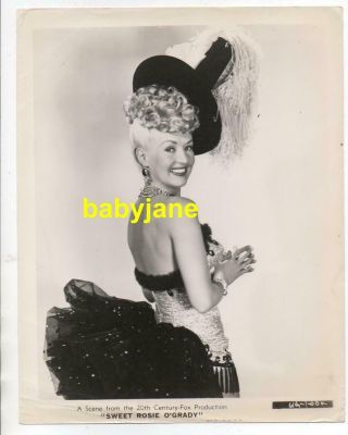 Betty Grable 8x10 Photo In Showgirl Costume 1943 Sweet Rosie O 