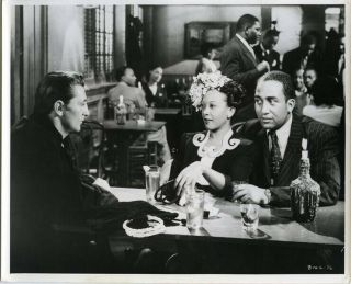 Out Of The Past Robert Mitchum Theresa Harris 8x10 Photo Film Noir 1947