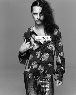Alice Cooper Poses For A Studio Portrait In York Photo