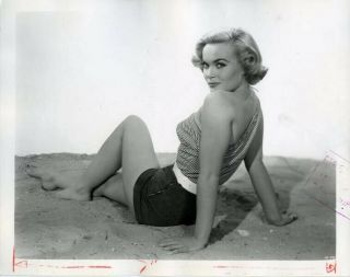 Shirley Eaton Sexy Barefoot Leggy Glamour Pin Up 1955 Stamped Photo