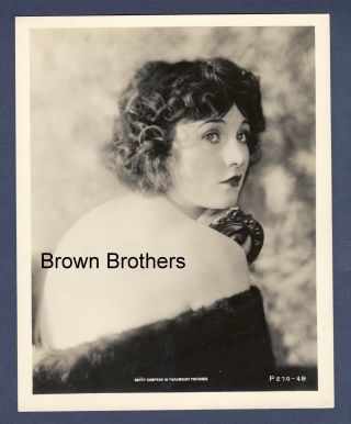 1920s Hollywood Actress & Producer Betty Compson Bare Shoulder Photo - Bb