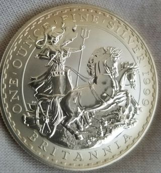 1999 Uk " Britannia " - 1 Oz.  - Silver Coin Chariot And Horses