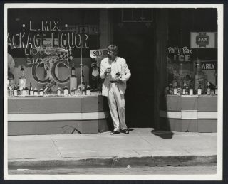Last Of The Mobile Hot Shots ’70 James Coburn Liquor Store