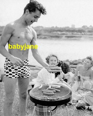 130 Sal Mineo Barechested In Bathing Suit Enjoying A Weenie Photo