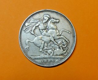 Great Britain : Crown 1889.  Queen Victoria.  0.  9250 Silver.  Km 765