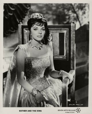 Joan Collins 1960 Scene Portrait Esther And The King