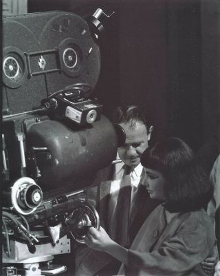 Elizabeth Taylor Director Joseph Mankiewicz Camera Candid Cleopatra Set Photo