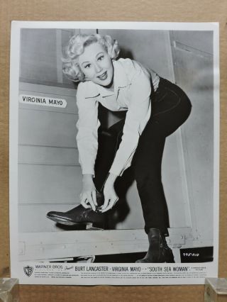 Virginia Mayo Clips Her Boot Candid Portrait Photo 1953 South Sea Woman