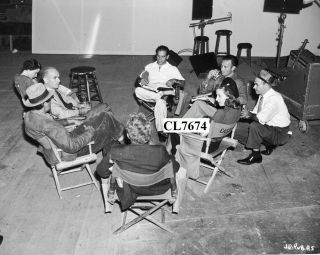Barbara Stanwyck,  James Gleason,  Frank Capra On Movie Set 