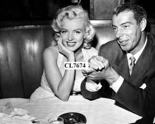 Marilyn Monroe And Joe Dimaggio At A Club In York City Photo