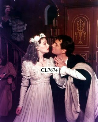Vivien Leigh And Laurence Olivier In The Play 