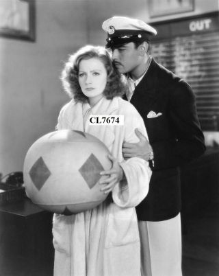 Greta Garbo And Nils Asther In The Movie " The Single Standard " Photo