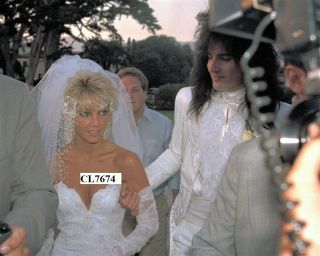 Heather Locklear And Tommy Lee Of Mötley Crüe At Their Wedding Ceremony Photo