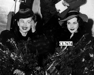 Vivien Leigh And Olivia De Havilland In Atlanta For Gone With The Wind Premiere
