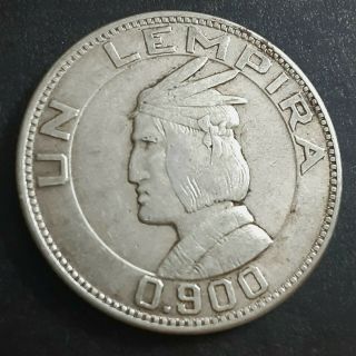 Honduras :1937 Un Lempira Lencas Leader - 0.  900 Silver.  Coin - Km 75.  0077