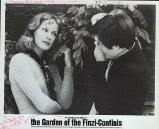 The Garden Of The Finzi - Continis (1970) 8x10 Black & White Movie Photo 8