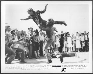 Chuck Norris Lone Wolf Mcquade 1982 Promo Photo Martial Arts