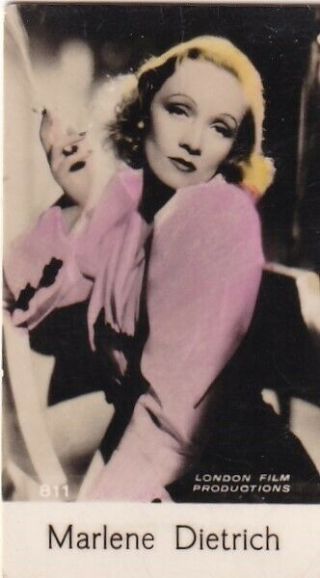 Marlene Dietrich - Hollywood Movie Star 1935 De Beukelaer " Film Stars " Cookie Card