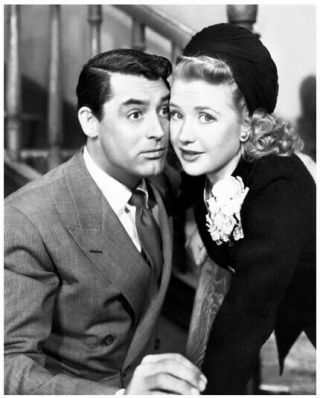 Arsenic And Old Lace 8x10 Still Cary Grant & Priscilla Lane - - C223