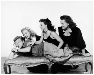 Love Laughs At Andy Hardy 8x10 Still Rooney - Granville - Ronay - Ford - - J709