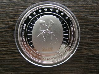 Jurassic Park 25th Anniversary Coin Silver Plated Mosquito Amber Dinosaur Fossil