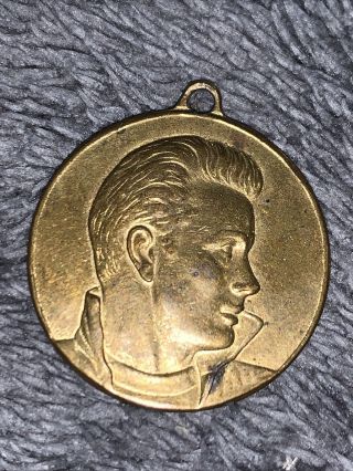 1 - Vintage In Memory Of James Dean 1931 - 1955 Memorial Medallion Modern Screen