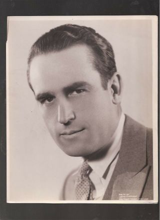 1930 
