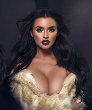 Abigail Ratchford Sexy With Dark Lips 8x10 Picture Celebrity Print