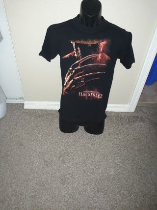 A Nightmare On Elm Street Black T - Shirt - Size Small - Classic Horror Movie