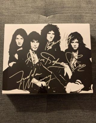 Queen Group Signed Real 8x10 Picture