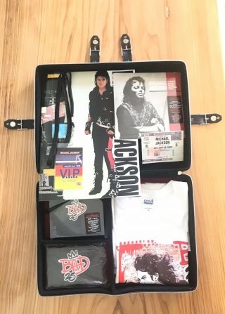 Michael Jackson Bad 25 Deluxe Collectors Edition Case Cd 1 Dvd Shirt Ticket