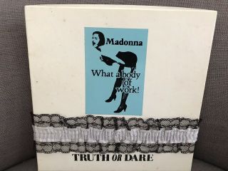 Madonna - Truth Or Dare / In Bed With Madonna Promotional Pillow Case Box Set