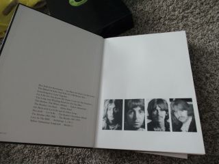 Beatles THE BEATLES ON APPLE RECORDS BOOKS IN SLIP CASE BY BRUCE SPIZER 6