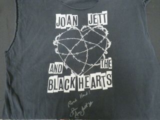 " The Blackhearts " Joan Jett Hand Logo Signed Shirt Todd Mueller