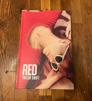 Taylor Swift Red Album Photo/lyric Coffee Table Book -
