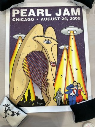 Pearl Jam Official Concert Poster Chicago United Center August 24,  2009 Tomorrow