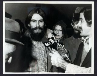 Last 50 Photos - Beatles Press 347 - George Pattie Boyd - All Things Pass - 1970 - Jpgr