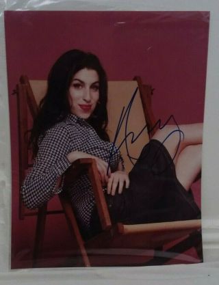Amy Winehouse Signed And Authenticated Photo