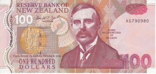 Banknote From Zealand 100 Dollars Year 1992 In Quality Xf