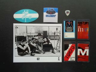 U2,  B/w Promo Photo,  6 Backstage Passes,  Guitar Pick