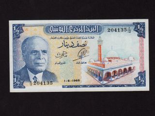 Tunisia:p - 62,  ½ Dinar,  1965 Habib Bourguiba Au - Unc