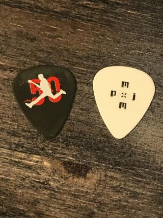 2 Picks Pearl Jam Mike Mccready 50th Birthday Hockeytalker Guitar 2016 Tour