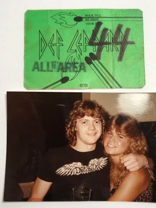 Def Leppard 1983 Backstage Pass Pyromania Satin Part Peeled,  Backstage Photo