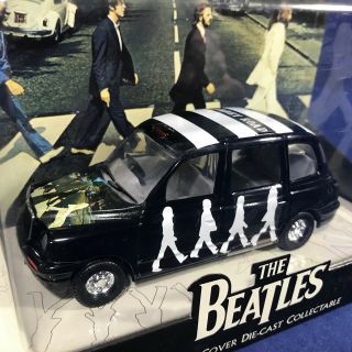 - Corgi The Beatles - Abbey Road Album Cover Vehicle - London Taxi Die Cast